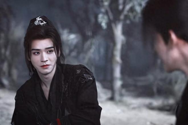 连刷罗云熙《水龙吟》和成毅新剧预告一个太辣眼一个勉强下饭